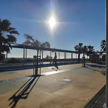 Port Leucate: T2 Climatise, Wifi, Animaux Ok, Parking Securise - Fr-1-798-52 Apartment *